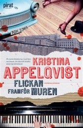 Bild på bokomslag för Flickan framför muren