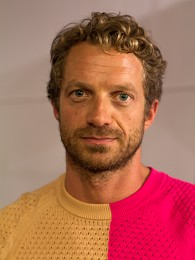 Poträttbild av Tom Rob Smith